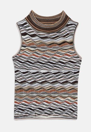 Sleeveless top with a high neck, featuring a wavy pattern in earthy tones of brown, white, and black, made from a soft, textured knit fabric.