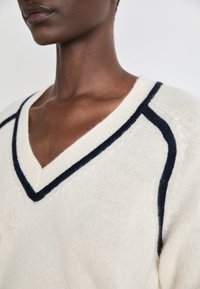 FROM FUTURE Pullover - ecru