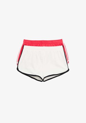 To par atletiske shorts stablet; det øverste par er hvidt med sort kant, det nederste par er rødt med hvid og sort kant, begge med elastiske taljebånd.