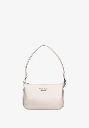 Borsa a mano in pelle colore crema con una texture liscia, chiusura con zip e tracolla regolabile. Presenta il logo impresso sul fronte.