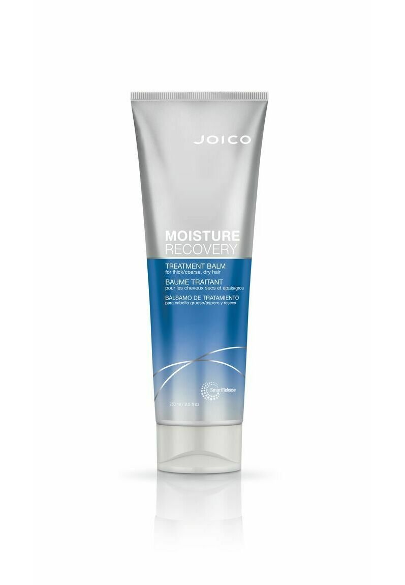 Joico Moisture Recovery Treatment Balm i en skruvförpackning, silver och blå gradient, 250 mL. Har ett klart fliplock och en jämn textur.