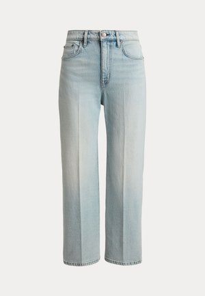 Ανοιχτό μπλε τζιν παντελόνι με ίσια γραμμή και ψηλή μέση, με κουμπί και φερμουάρ στο μπροστινό μέρος, θηλιές για ζώνη και σχέδιο με πέντε τσέπες σε απλό φόντο.