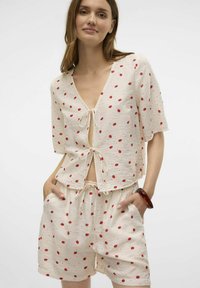 Vero Moda VMODETTE - Bluza - snow white