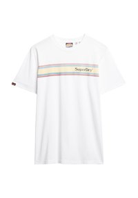 Camiseta blanca de algodón con un diseño de rayas horizontales multicolores y el logotipo "SuperDry" en un color contrastante en el pecho.