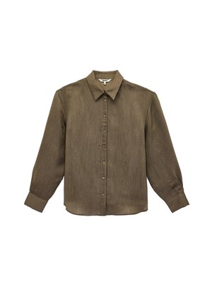 Brązowa koszula na długi rękaw z guzikiem, z ostro zakończonym kołnierzykiem i mankietami, wykonana z lekkiej teksturowanej tkaniny.