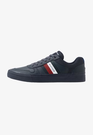 CORE CORPORATE MODERN - Trainers - blue