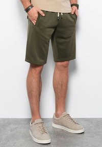 Ombre Šortky - olive green