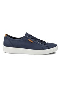 Navyblaue Ledersneaker mit weißer Gummisohle, runder Zehenform, sechs Ösen und braunem Akzent an der Ferse. Glatte Textur und minimalistisches Design.