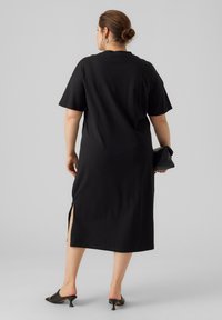 Vero Moda Curve VMCMOLLY OVERSIZE CALF DRESS - Φόρεμα ημέρας - black