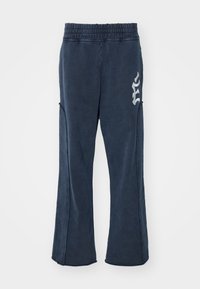 PANT EMBROIDERED - Pantalones deportivos - navy