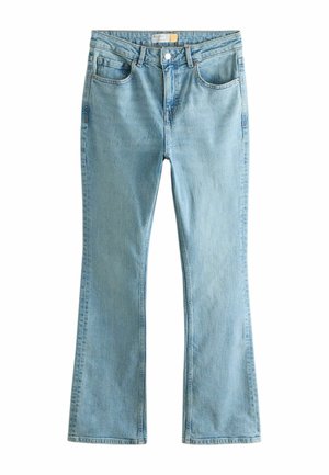 Svetlomodré džínsové nohavice bootcut s predným gombíkom, zipsom, pútkami na opasok a piatimi vreckami, zobrazené na bielom pozadí.