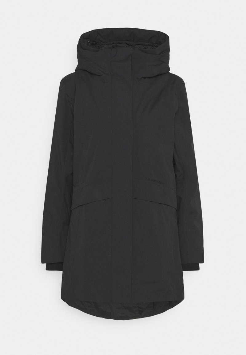 Parka d’hiver noire à capuche avec manches longues, fermeture éclair à l’avant dissimulée par un rabat et un ourlet légèrement incurvé, présenté sur fond blanc.