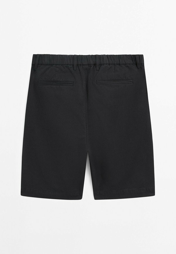 SEMI JOGGER BERMUDA - Shorts2