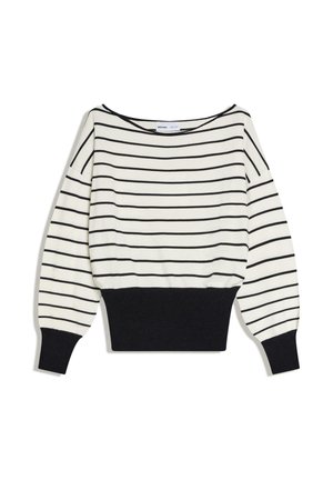 Biały sweter z czarnymi poziomymi paskami, dekoltem typu łódka, długimi rękawami oraz szerokim czarnym ściągaczem u dołu i na mankietach.