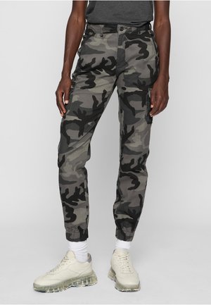 LADIES HIGH WAIST CAMO CARGO PANTS - Pantaloni cargo - dark camo