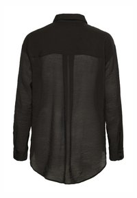 Černá dlouhá košile s límečkem, vyrobená z průhledné textilie a s rounded hem. Knoflíkové detaily na rukávech, jednoduchý design bez vzorů.