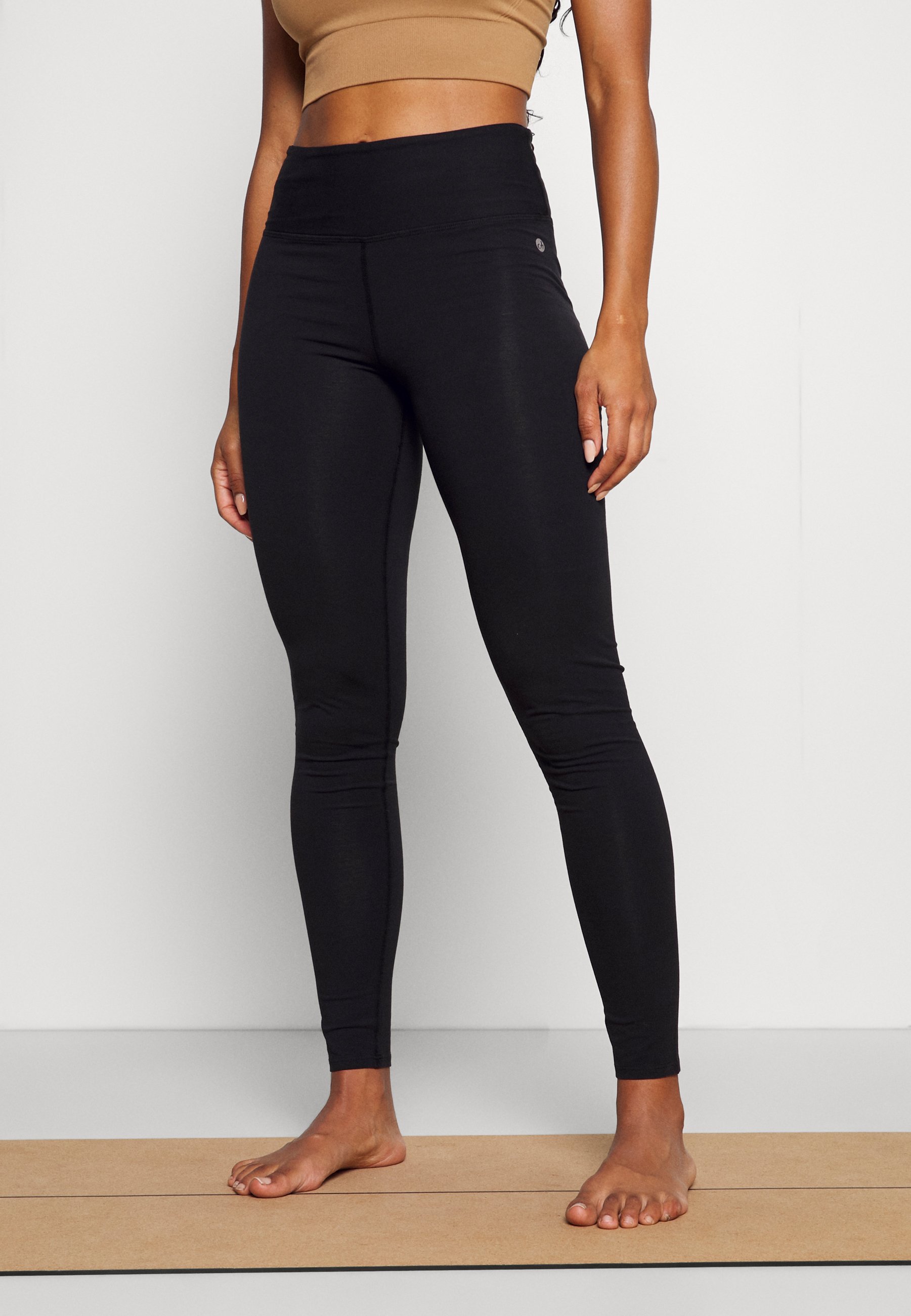 Femme LEGGINGS - Collants Femme LEGGINGS - Collants