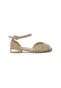 Scarpe piatte color oro con cinturino alla caviglia, decorate con strass, con punta tonda e tacco basso a blocco.