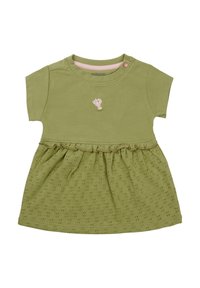 Robe vert olive avec des manches courtes, un ourlet volants, un design brodé et une jupe texturée avec des motifs en œillets. Fermeture à bouton à l'épaule.