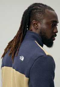 The North Face M YUMIORI 1/4 ZIP - Flisinis džemperis - khaki stone/summit navy