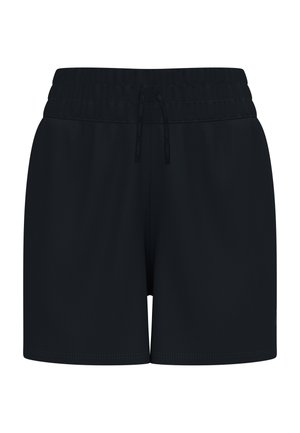 Personne portant un short de sport noir, des chaussettes noires et grises, des chaussures de course noires, un haut violet et une montre-bracelet noire, debout, tournée vers l'arrière.