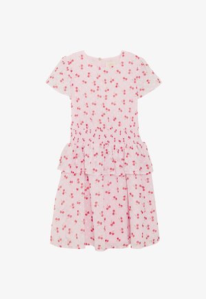 Rosa Kleid mit Kirschmuster, kurzen Ärmeln, geraffter Taille und einer mehrlagigen Rüschengestaltung am Saum. Strukturierter, leichter Stoff.