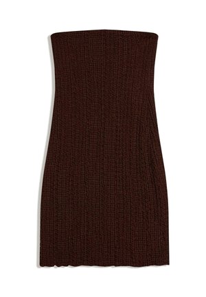 Ciemnobrązowa, mini sukienka bez ramiączek, wykonana z prążkowanego dzianinowego materiału, o dopasowanym kroju i subtelnym, teksturowanym wzorze.