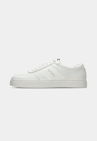 Unselected, triple bright white