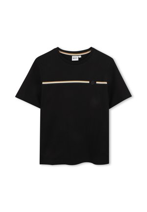 T-shirt noir à manches courtes avec col rond et fine rayure horizontale blanche et beige sur la poitrine. Petit logo embossé sur le côté gauche.
