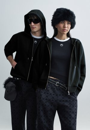 MOON LOGO ZIPPED UNISEX - Športna jopa s kapuco na zadrgo - black
