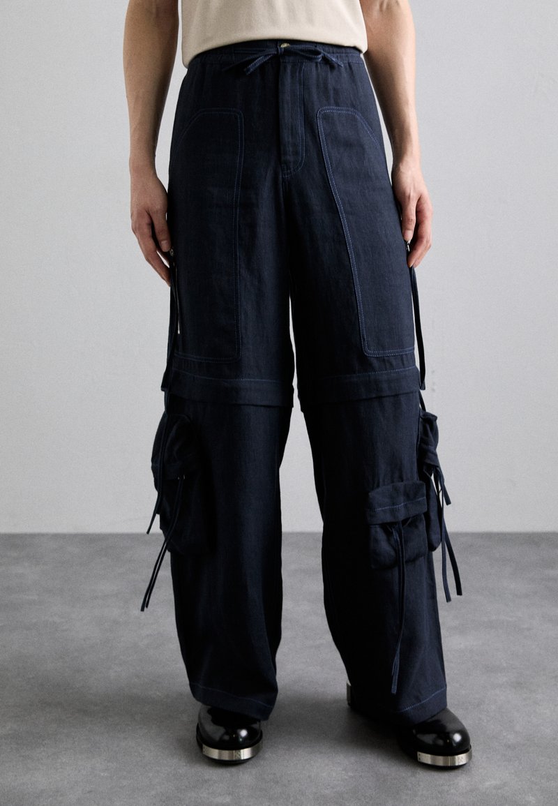 Dhruv Kapoor MODULAR PANTS - Reisitaskuhousut - navy