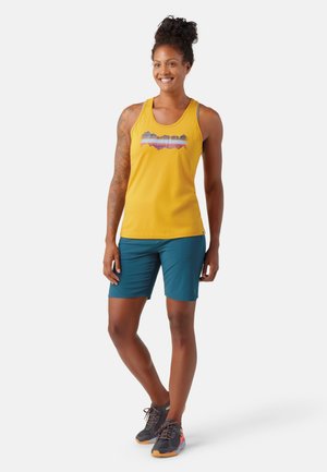 MOUNTAIN HORIZON GRAPHIC TANK - Débardeur - honey gold