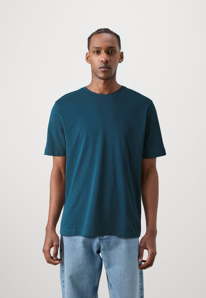 DRYKORN RAPHAEL - Basic póló - green
