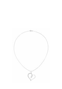 Strieborný náhrdelník s príveskom v tvare srdca, zdobený malými priehľadnými kamienkami, na hladkom, tenkom reťazci.