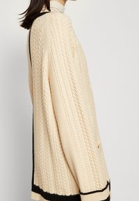Object Chaqueta de punto - sand
