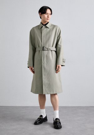 STANDARD RAINMAC COAT - Gabardina - beige/black