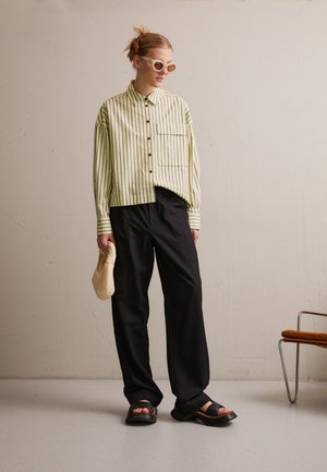 WIDE LEG DRAWSTRING PANTS - Trousers - black