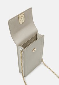 Furla FLOW VERTICAL CROSSBODY - Skuldertasker - marshmallow
