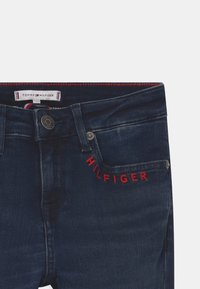 Tommy Hilfiger Vaqueros pitillo - blue denim