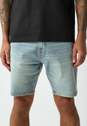 REGULAR FIT  - Jeans Shorts - vintage blue