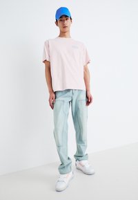 Only & Sons ONSEDGE  - Džíny Straight Fit - light blue denim
