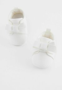 Next BOW REGULAR FIT - Slip-ins - white