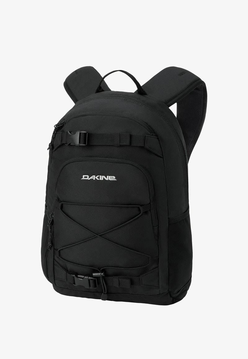 Sac à dos Dakine noir avec bretelles rembourrées, boucle avant, compartiments zippés et cordon élastique en croix sur la poche avant.