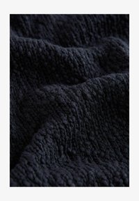 Unausgewählt, blue navy