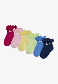 Ei valittu, vivid pink