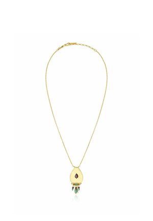 Collier chaîne en or avec pendentif en forme de goutte présentant une pierre rouge centrale et des perles multicolores pendantes.