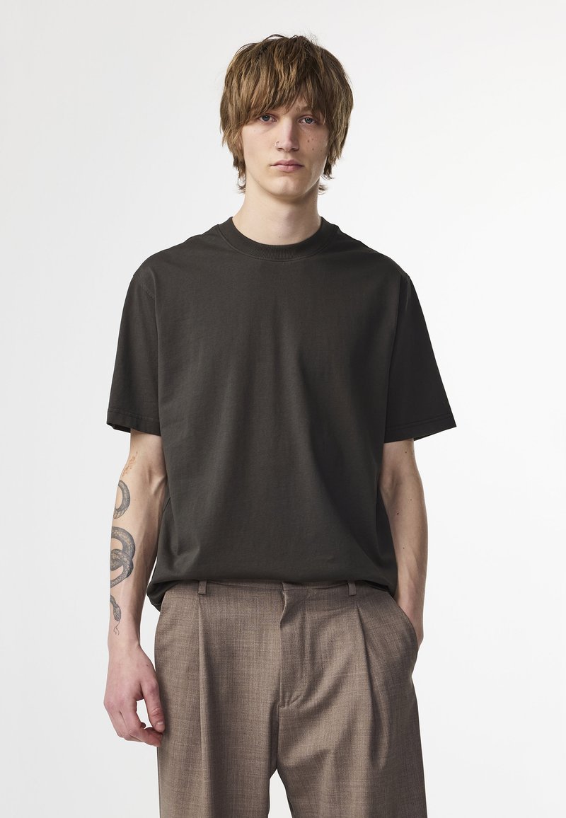 NN.07 ADAM  - T-shirt - bas - dark army