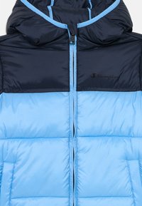 Champion COLOR BLOCK OUTDOOR HOODED UNISEX - Giacca invernale - light blue