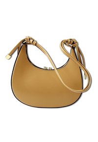 Sac à main en cuir tan de forme arrondie, avec une bandoulière nouée, des accents en métal doré et un bord noir contrastant le long du bord supérieur.