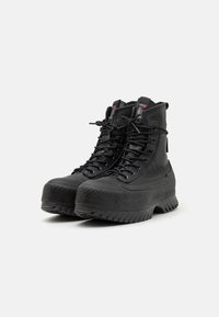 Converse CHUCK TAYLOR ALL STAR LUGGED 2.0 - Gležnjarji s platformo - black/sharkskin